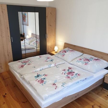 Apartman Central, Self Check In 24 H, Free Parking Банска бистрица Екстериор снимка