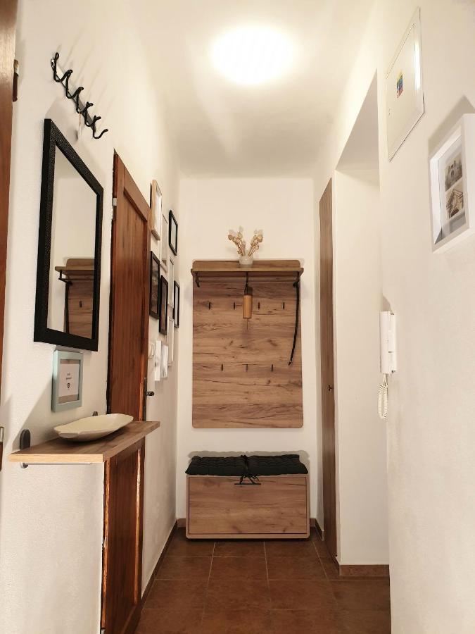 Apartman Central, Self Check In 24 H, Free Parking Банска бистрица Екстериор снимка